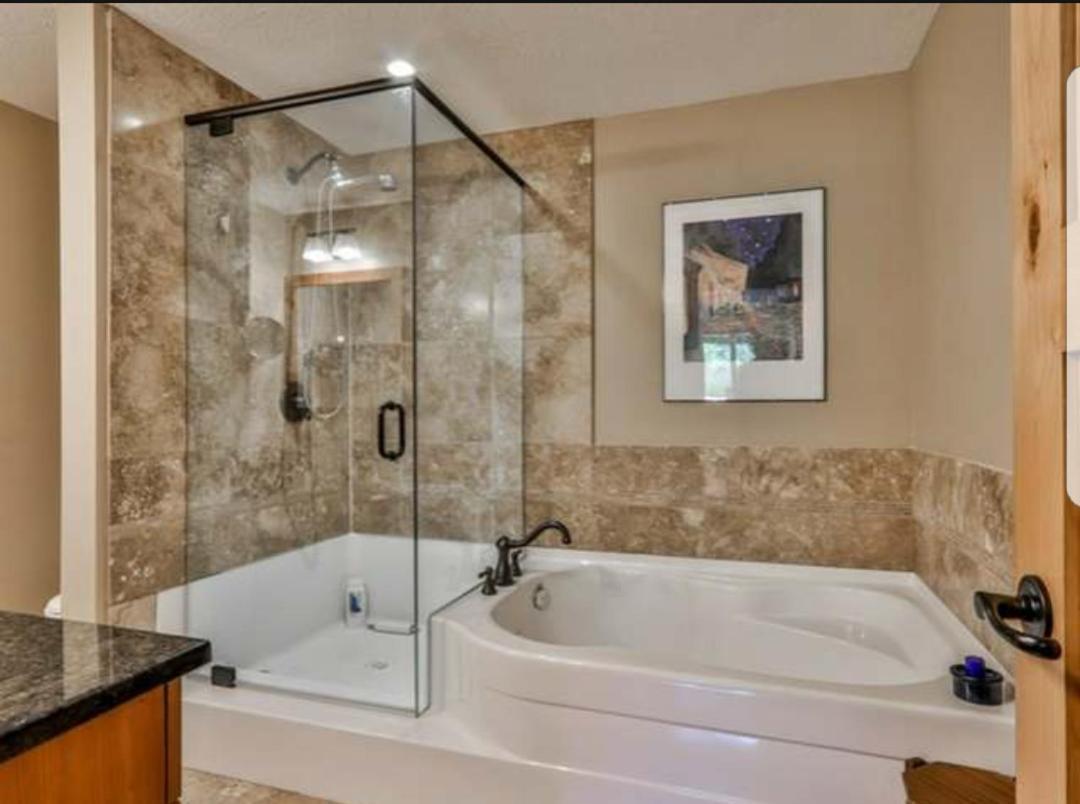 Luxurious Rundle Cliffs Lodge In Spring Creek Canmore Zewnętrze zdjęcie